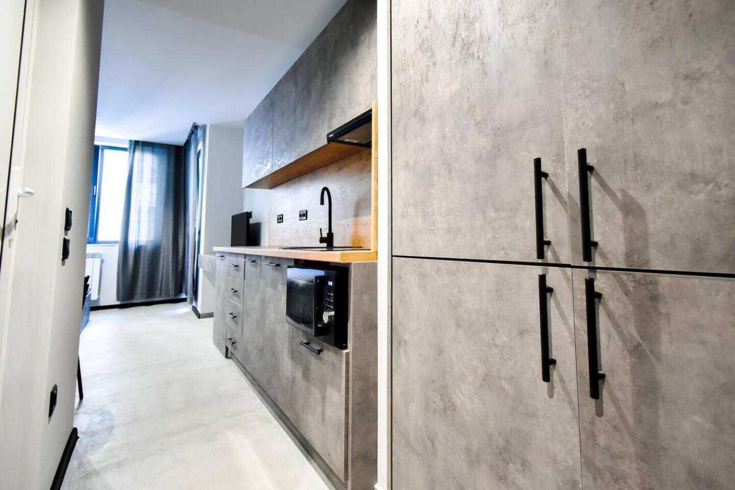 6 Studios 6 Bathrooms 2 Levels Kitchens Sofia Exterior photo